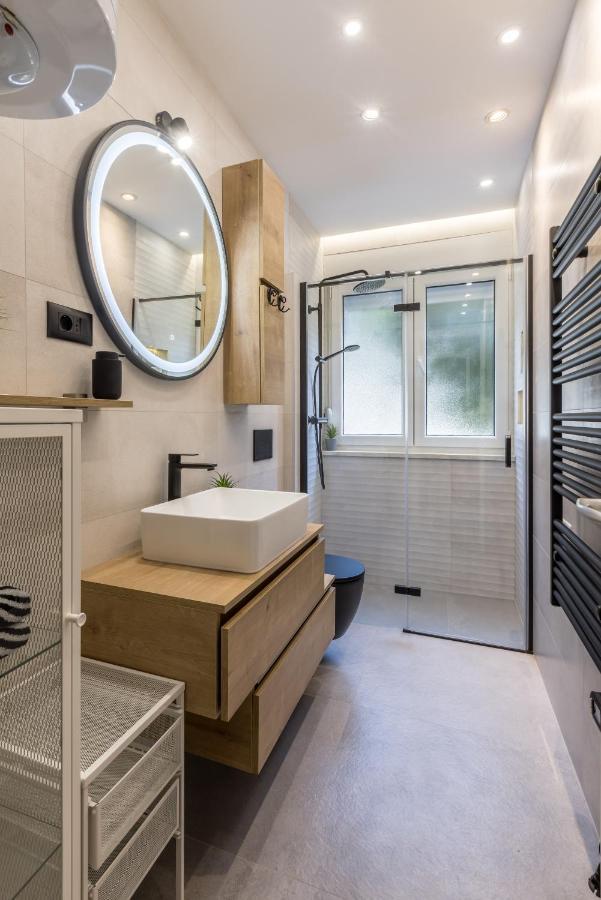 Artistic Chill Art Apartment 2+2.Centar Of Split. Luaran gambar